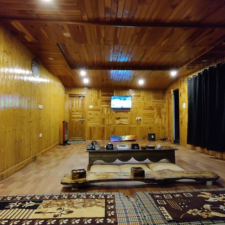 Flipsyde Retreat 호텔 카솔 외부 사진