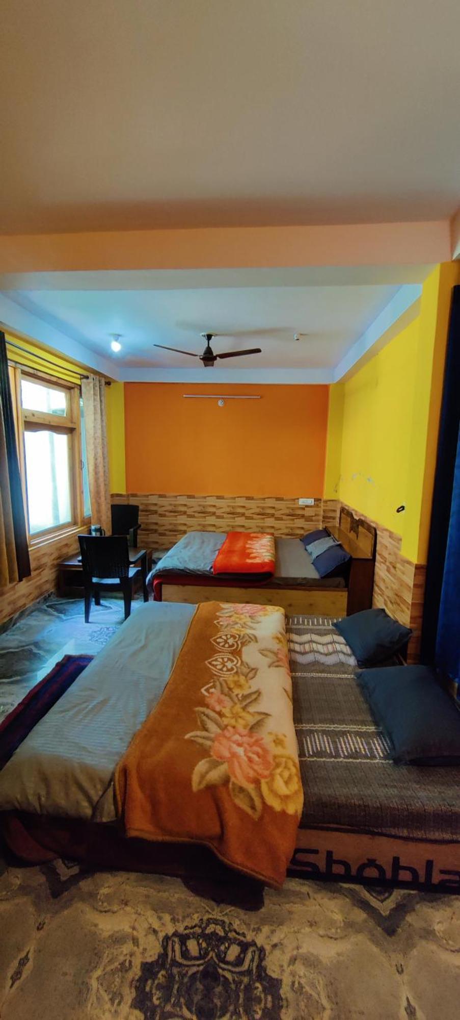 Flipsyde Retreat 호텔 카솔 외부 사진