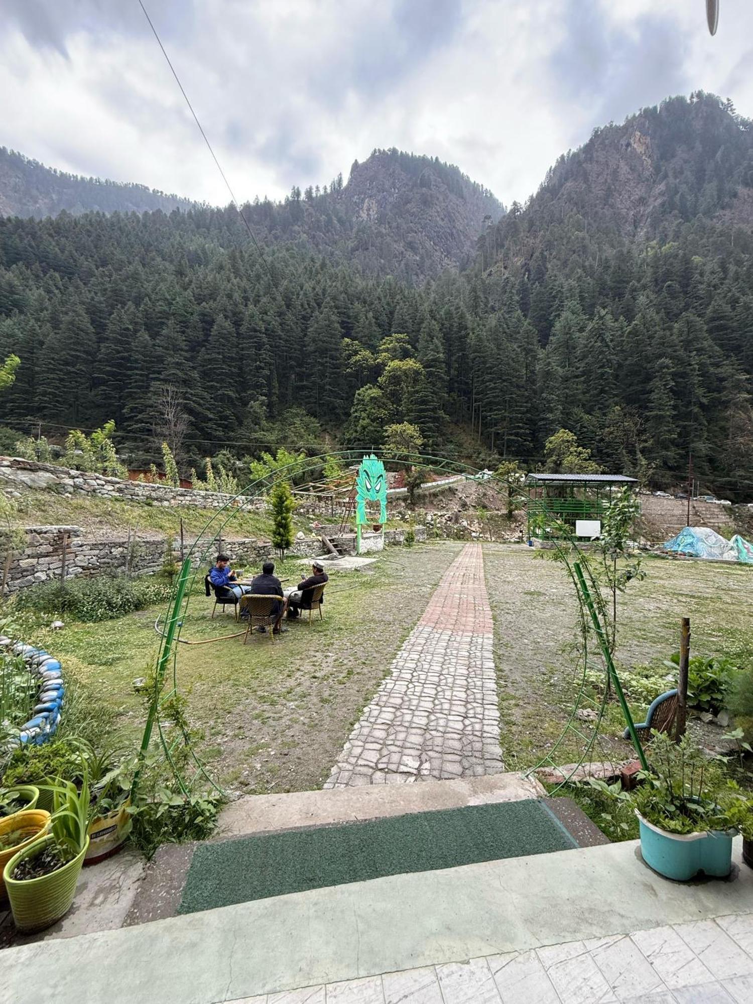 Flipsyde Retreat 호텔 카솔 외부 사진