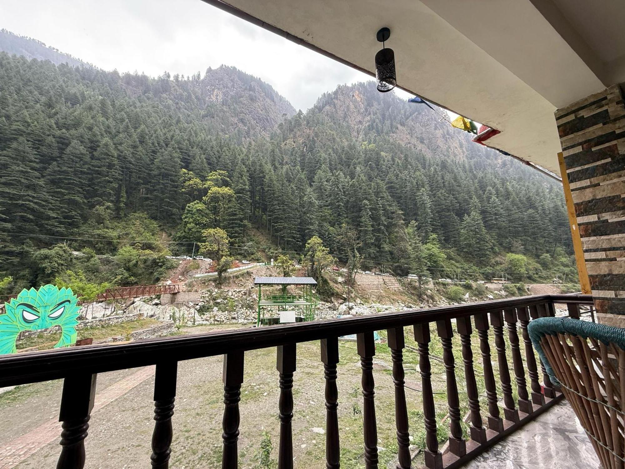 Flipsyde Retreat 호텔 카솔 외부 사진