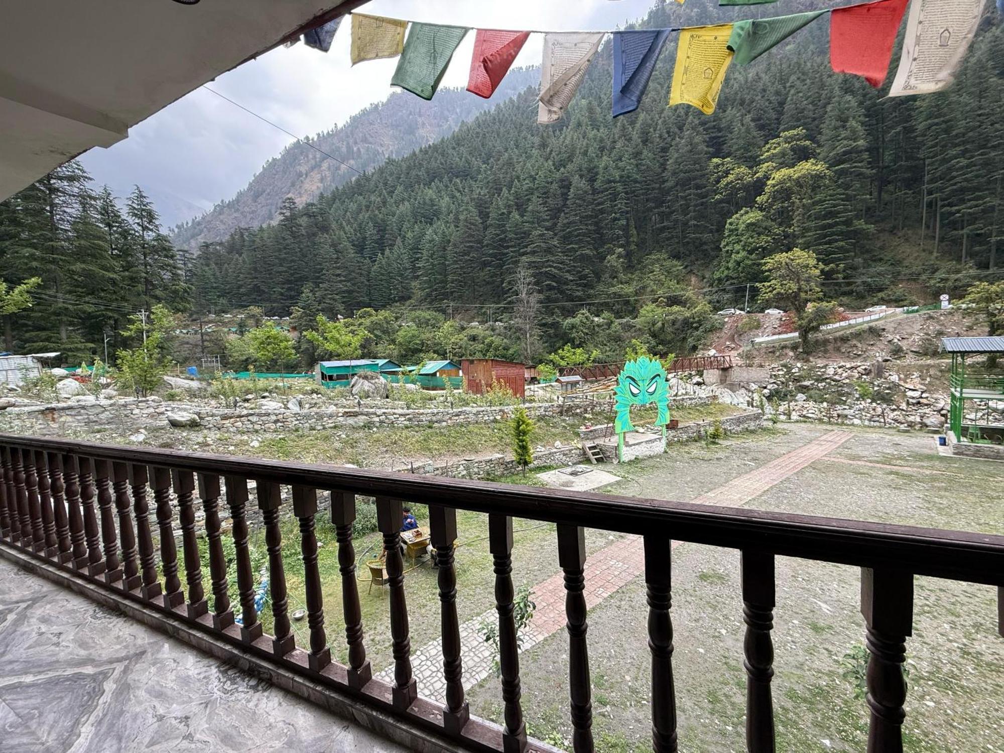 Flipsyde Retreat 호텔 카솔 외부 사진